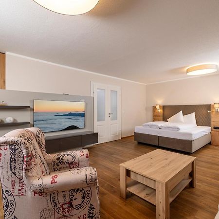 Ferienwohnungen Baeckenhaus Stumm Bagian luar foto